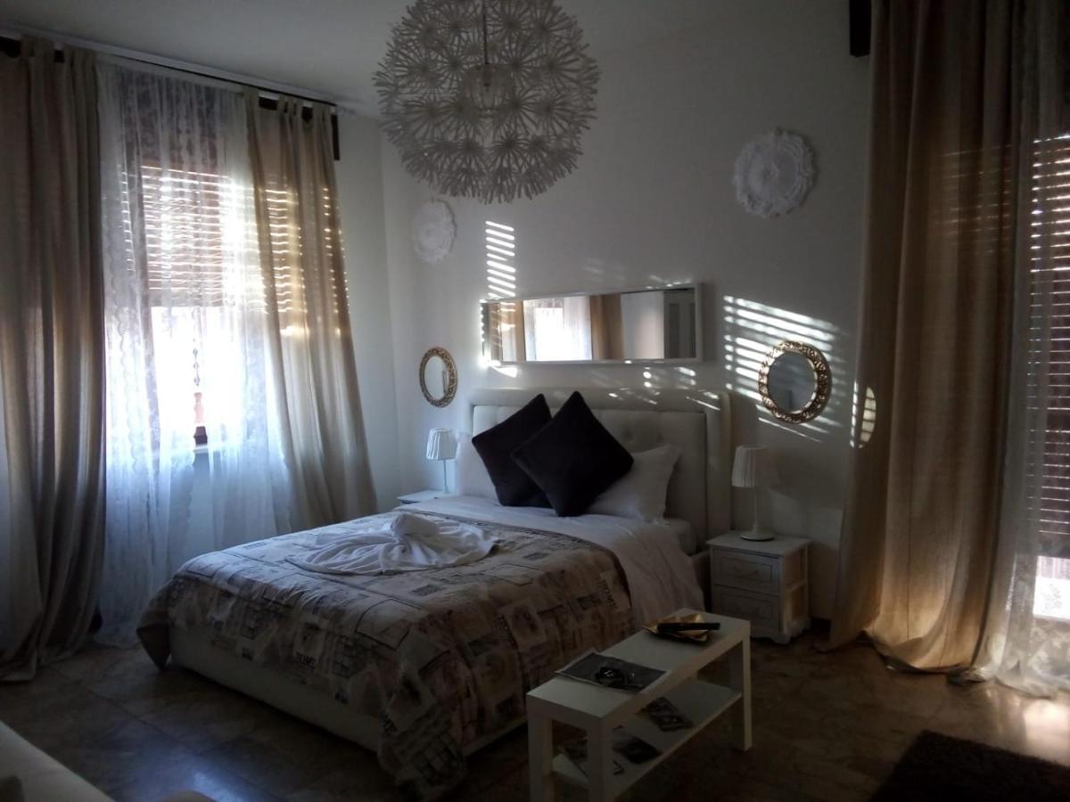 Guest House Piazza Isolo Verona Kültér fotó